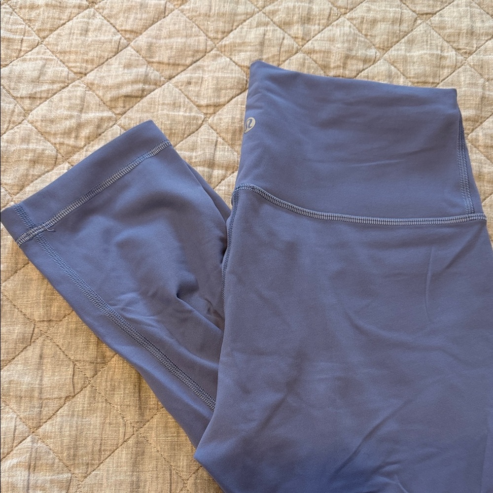 Lululemon Wunder Train High Rise Crop